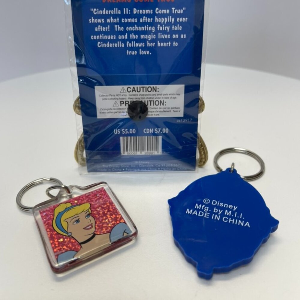 Disney 12 Months of Magic Pin Cinderella Princess and Two Key Chains Collectible - Picture 2 of 2